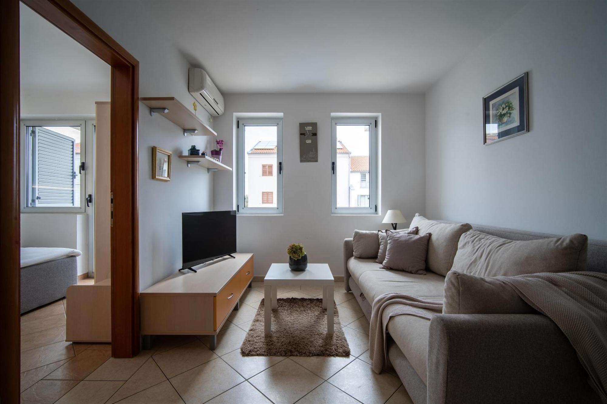 Apartments Valbruna Ровінь Екстер'єр фото