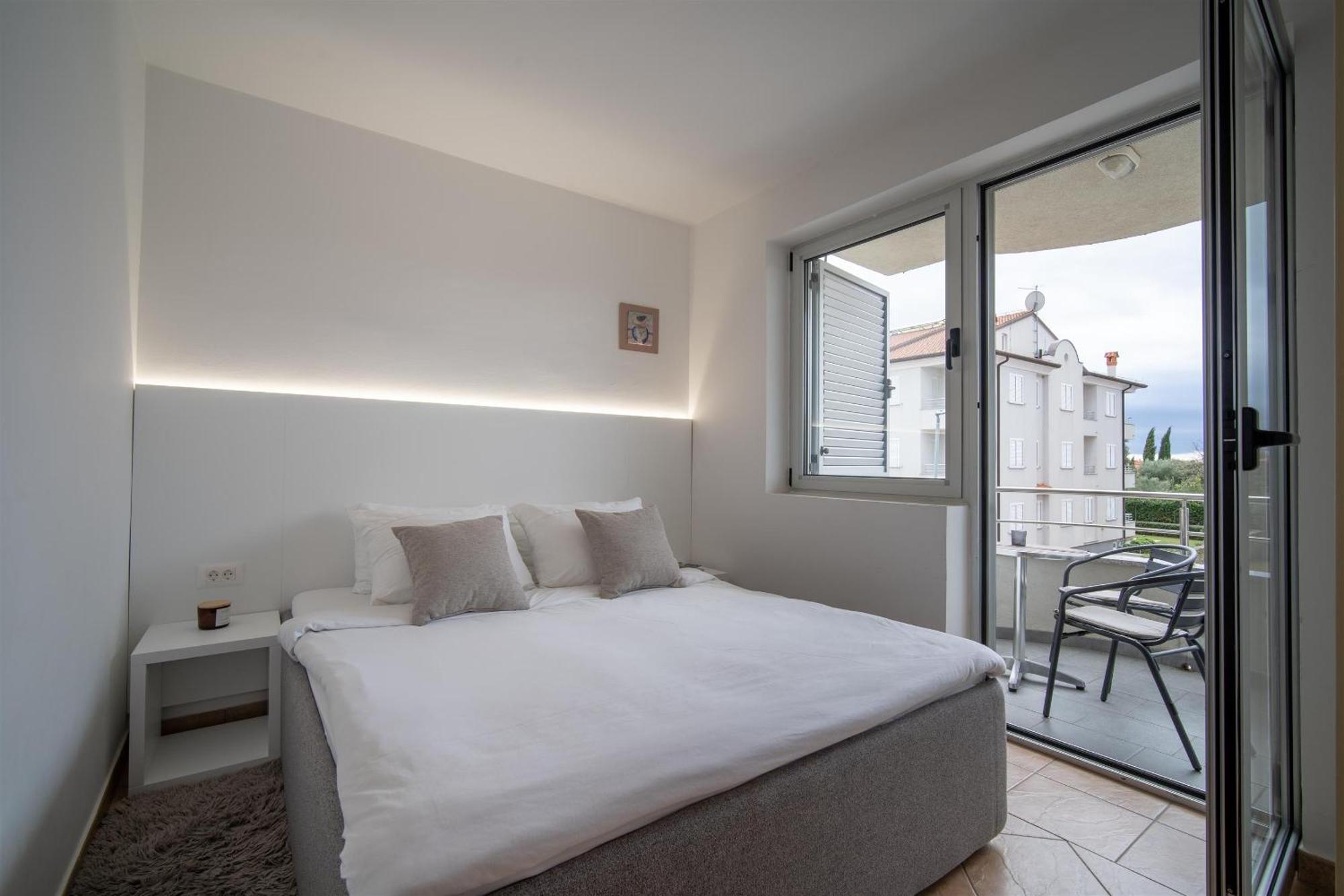 Apartments Valbruna Ровінь Екстер'єр фото