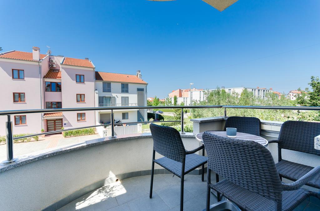 Apartments Valbruna Ровінь Екстер'єр фото