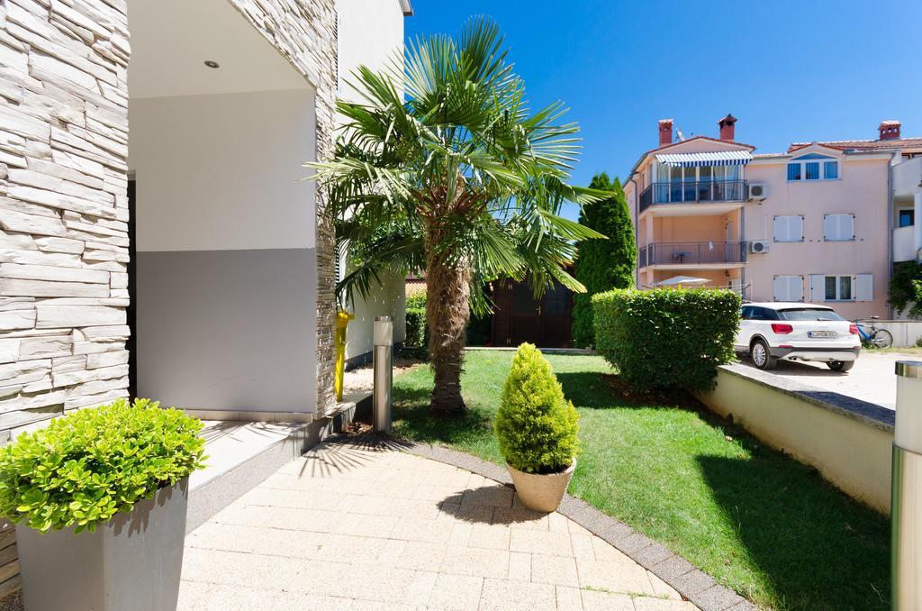 Apartments Valbruna Ровінь Екстер'єр фото